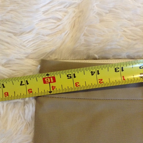 ✨Tahari Tan Dress Pants✨ - Picture 5 of 7